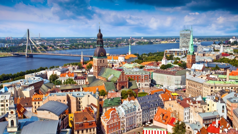 Evlilik yoluyla Letonya’ya göç