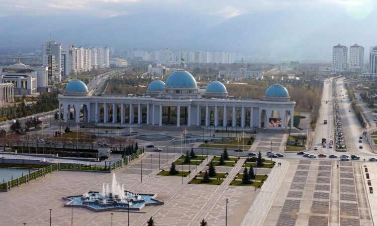 Einwanderung nach Turkmenistan durch Heirat